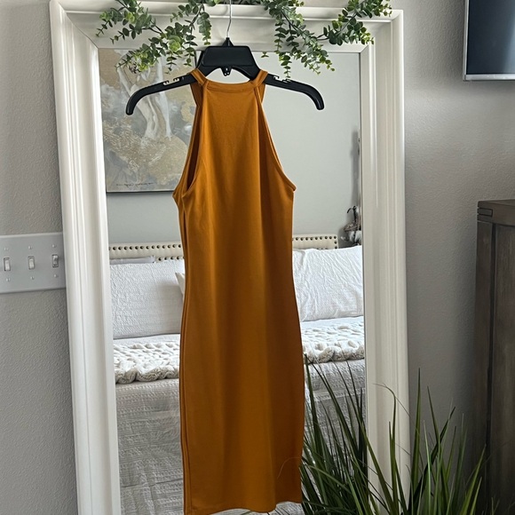 Zara Mustard Midi Dress - Picture 4 of 6